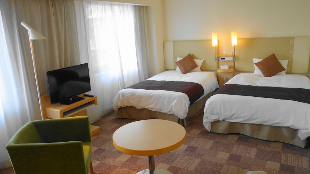 undefined City Plaza Osaka 4