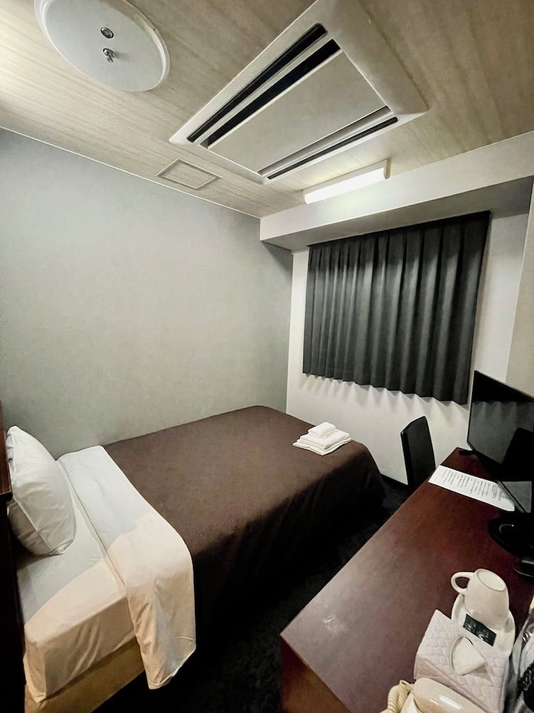 Semi-Double Room, Non-Smoking