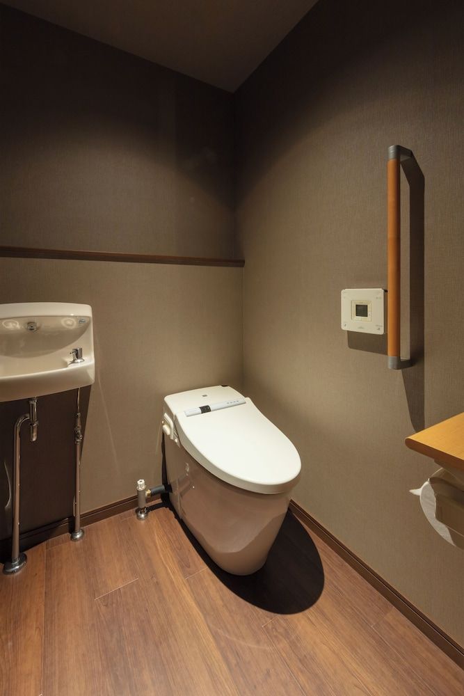 Modern Twin Room with Private Onsen, 45 sqm, Up to 2 Guests, Non Smoking