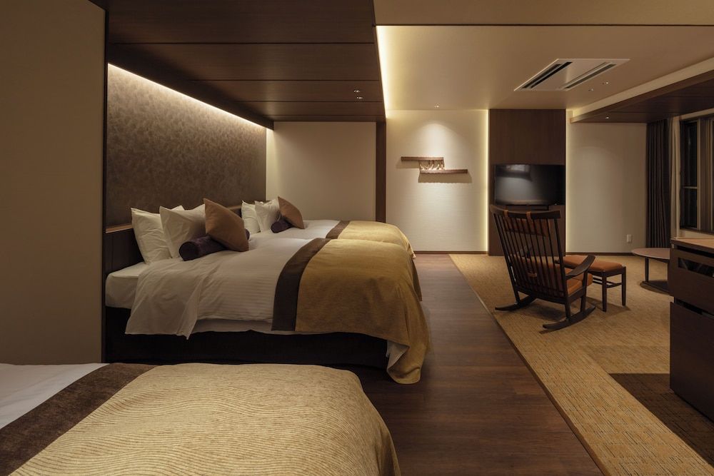 Universal Room with Private Hot Spring, Accommodates Up to 3 Guests, Non Smoking