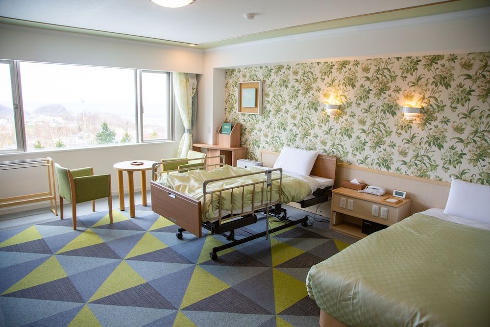 Universal Room with Care Bed
