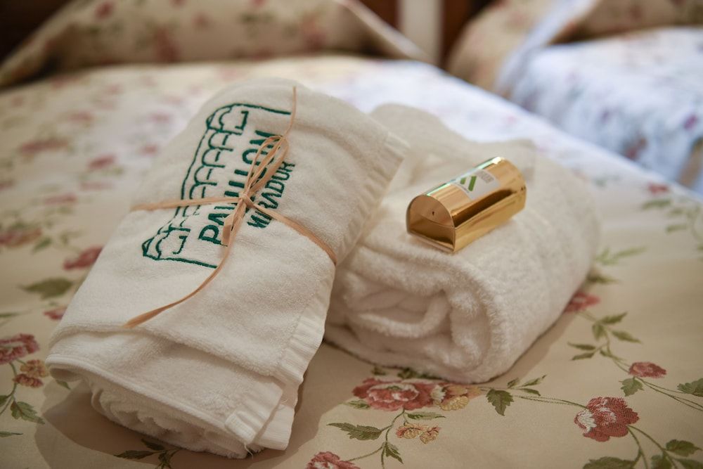 Pavillon Twin Room