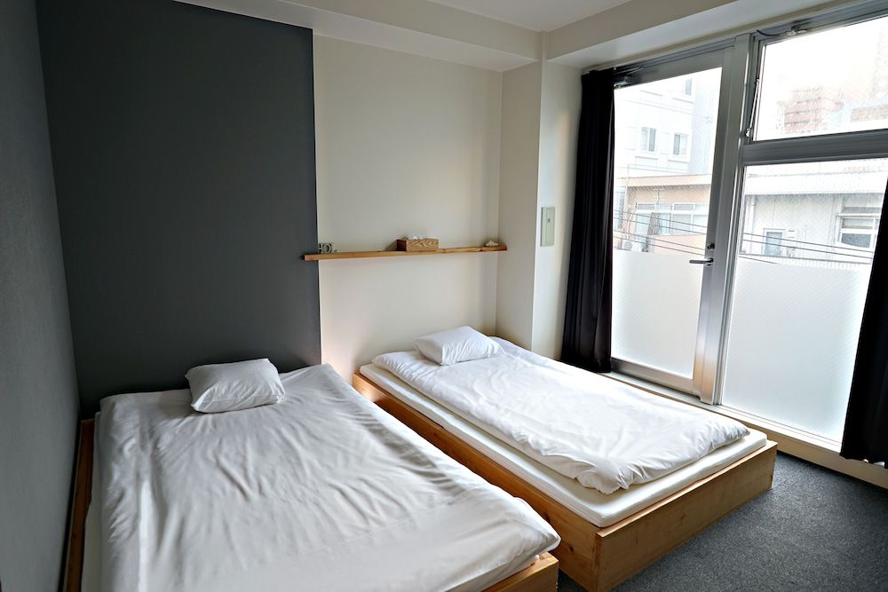 Basic Twin Room