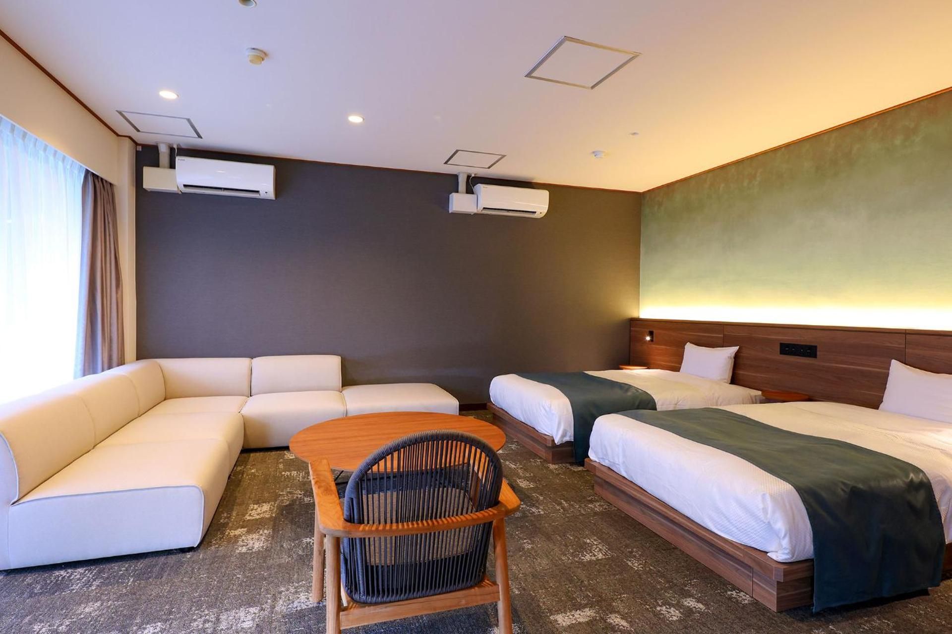 Suite Room - Non-Smoking