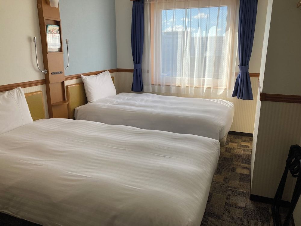 Standard Twin Room, Smoking
