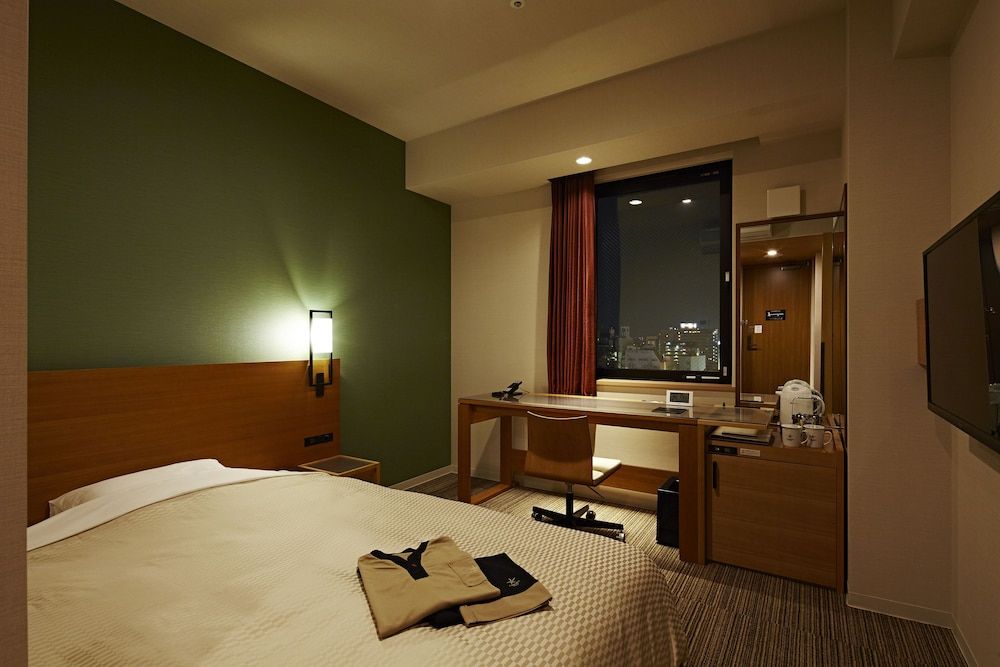 Wide-Desk Double Room, Non Smoking (For 1 Adult)