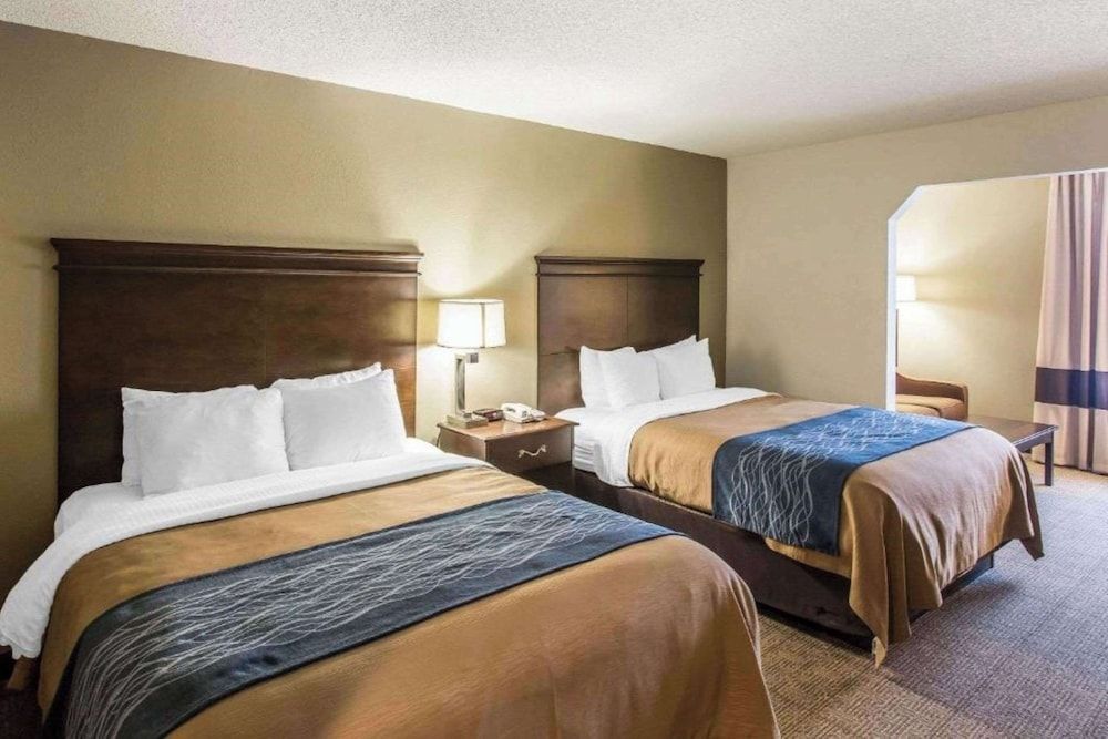 Suite, 2 Queen Beds, Non Smoking