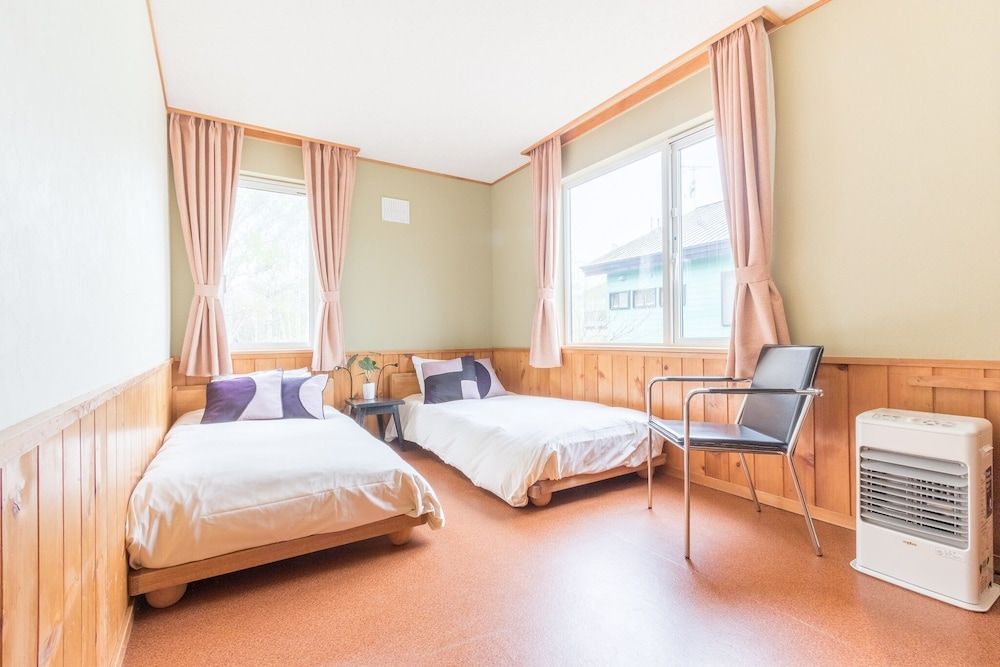 Basic Twin Room, Mountain View