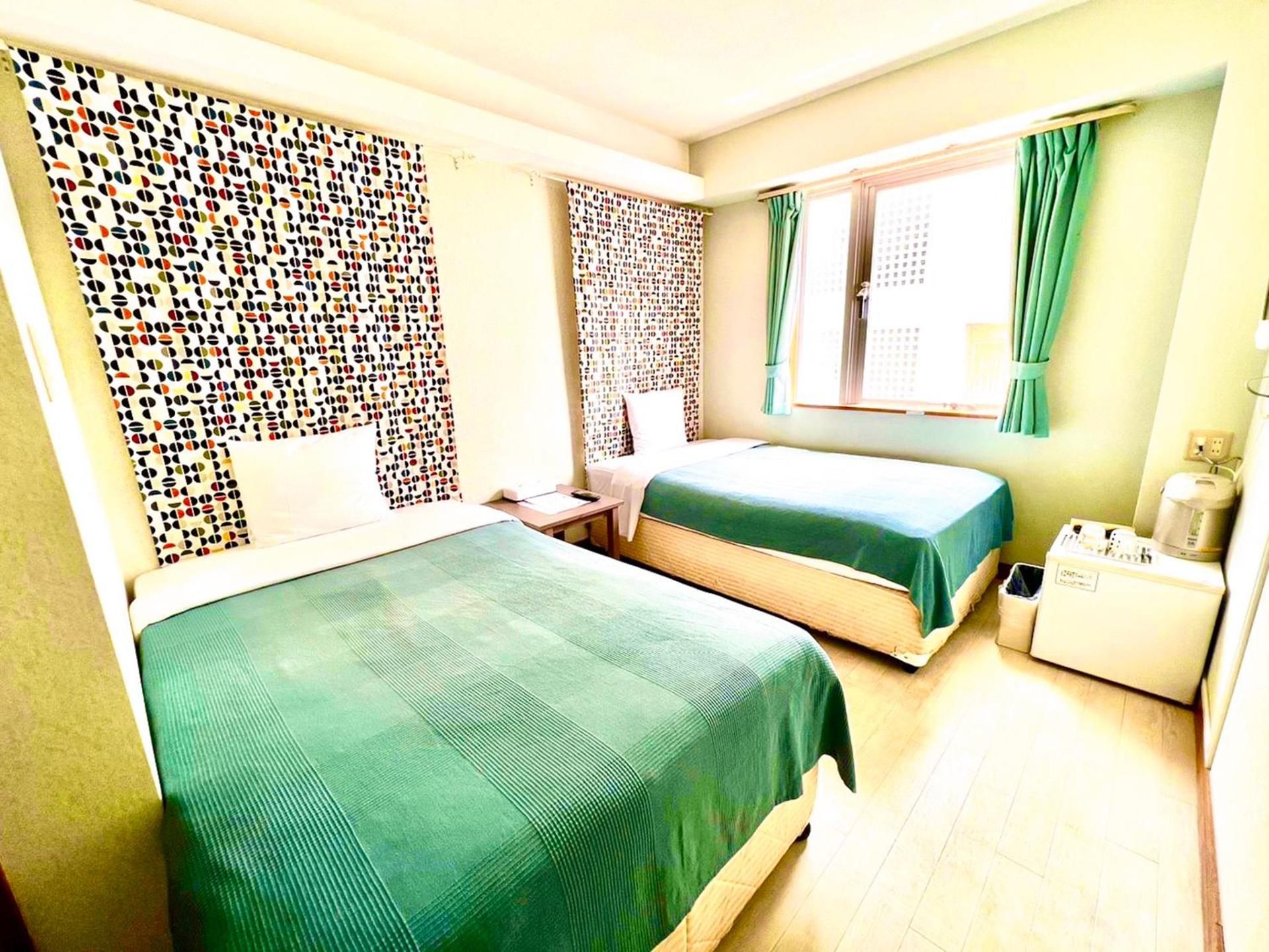 Twin Room - Non-Smoking