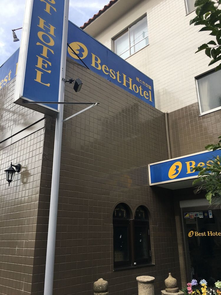 undefined Best Hotel 7