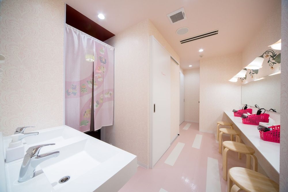 1 capsule bed at Female Only Dormitory