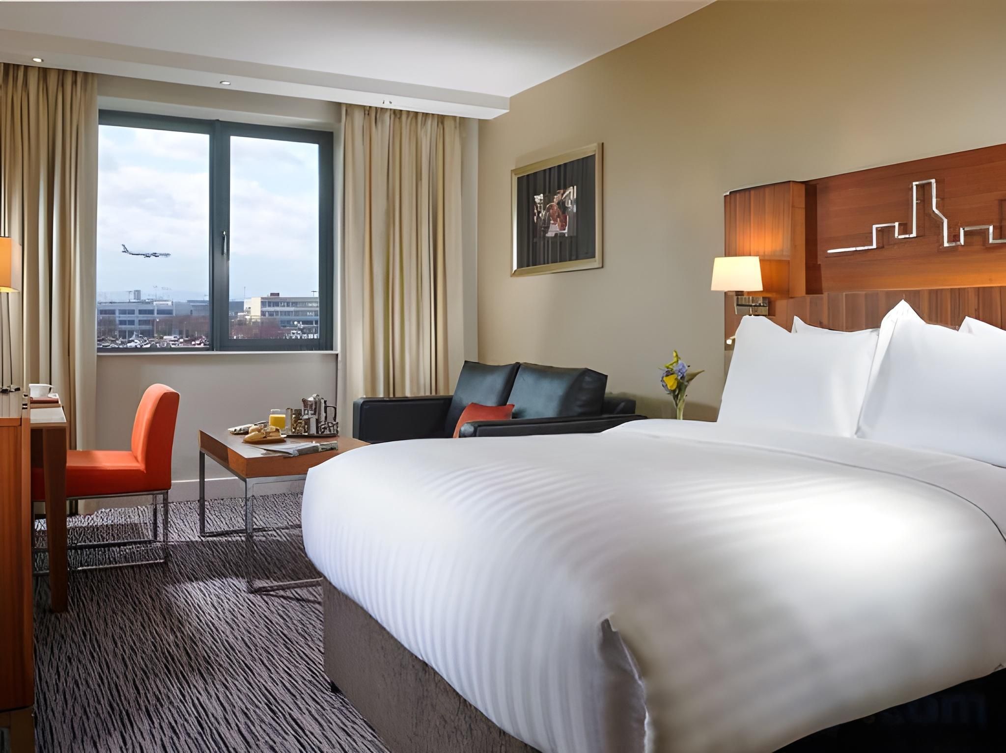 Clayton Hotel Dublin Airport Central Deluxe Double Room 5