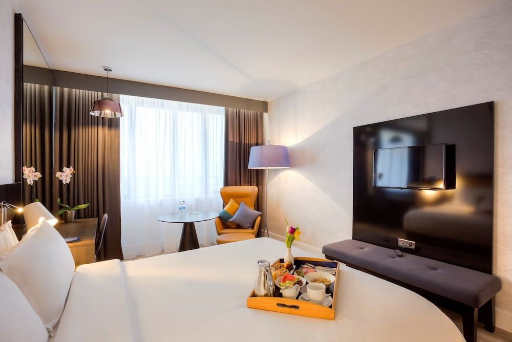 Clayton Hotel Dublin Airport Central Deluxe Double Room 3