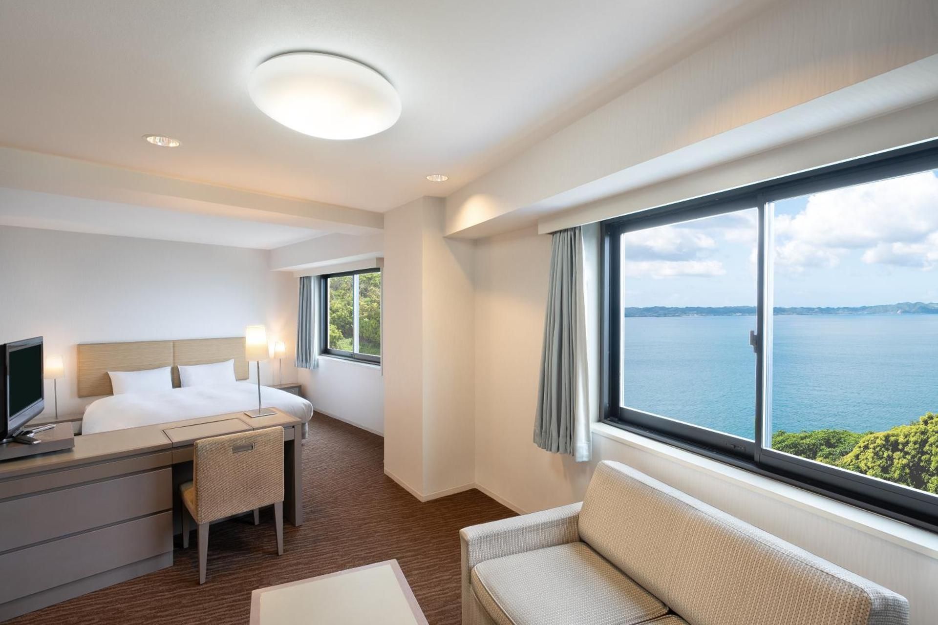 Classic Semi-Double Room