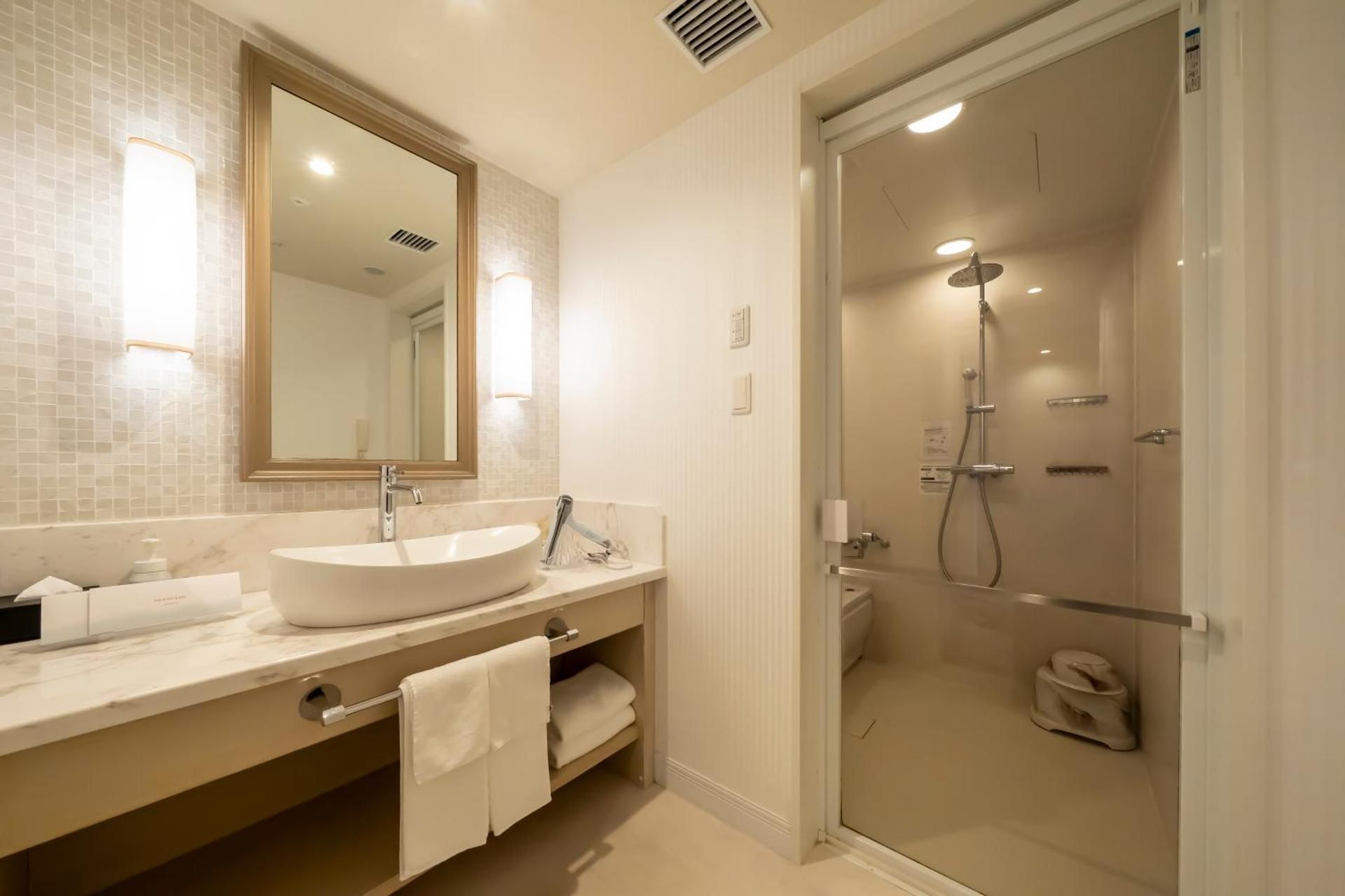 Deluxe Double Room with Castle View - Non-Smoking