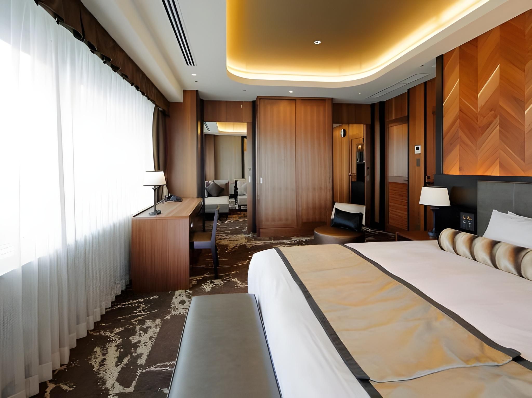 Royal Suite - Non-Smoking