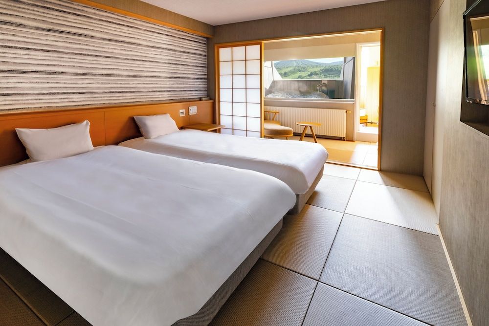 Duplex, 2 Twin Beds (Japanese)