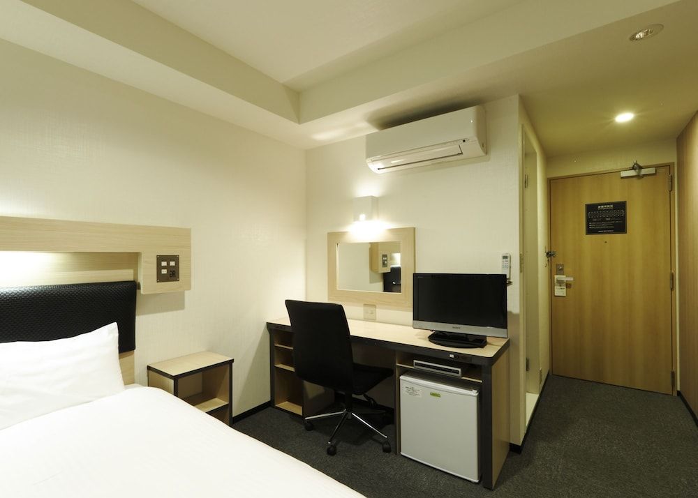 Standard Single Room, 1 Double Bed, Smoking