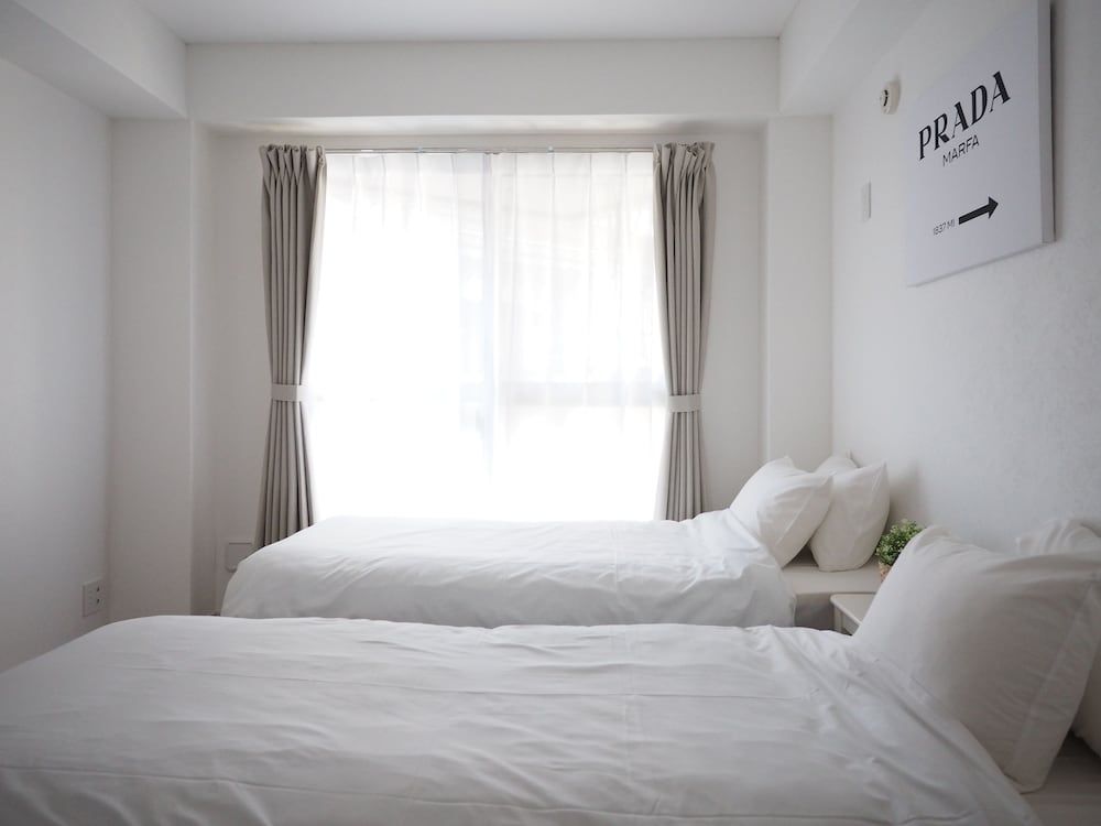 undefined Living CUBE Tabata Station 10