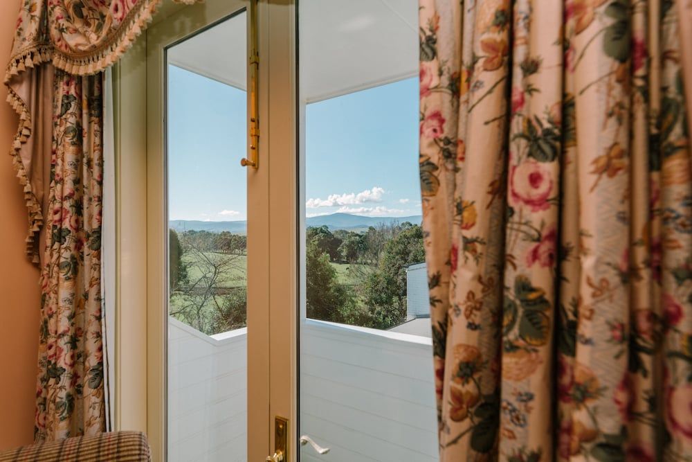 Chateau Yering Hotel Yering Suite 4
