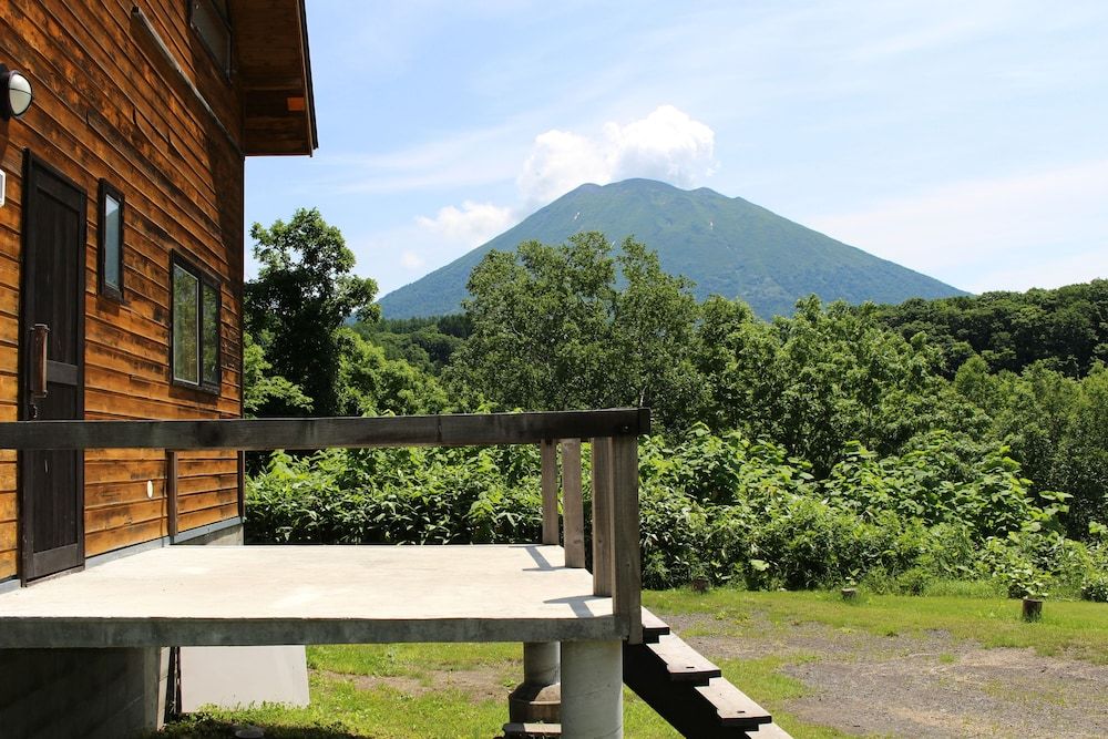 Cottage, Mountain View