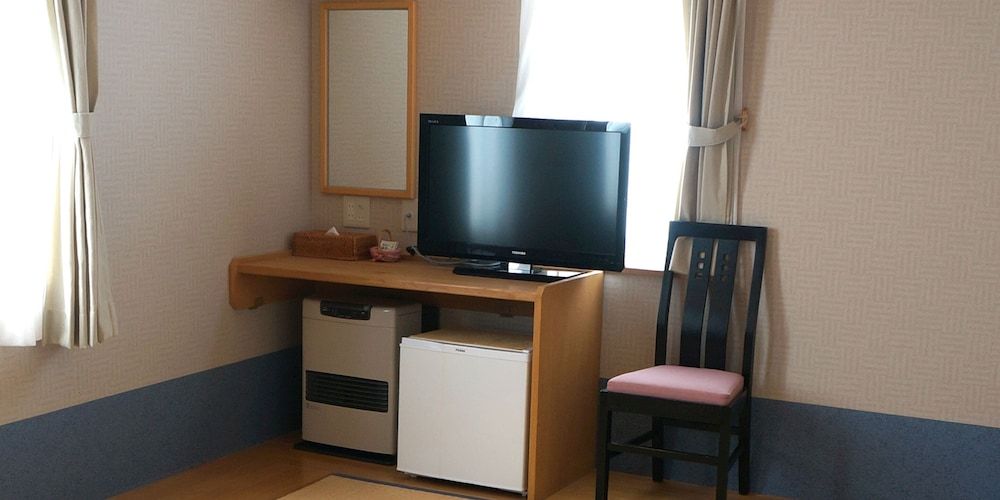 Petit Hotel Blaneneige Run of the House 12