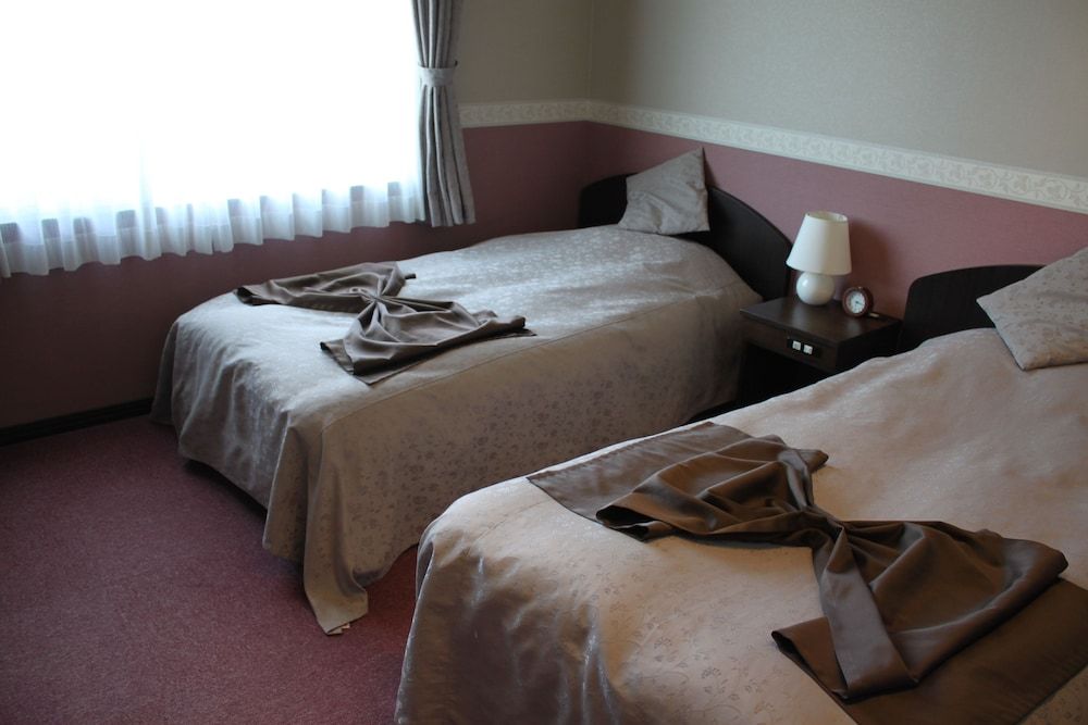 Petit Hotel Blaneneige Run of the House 4