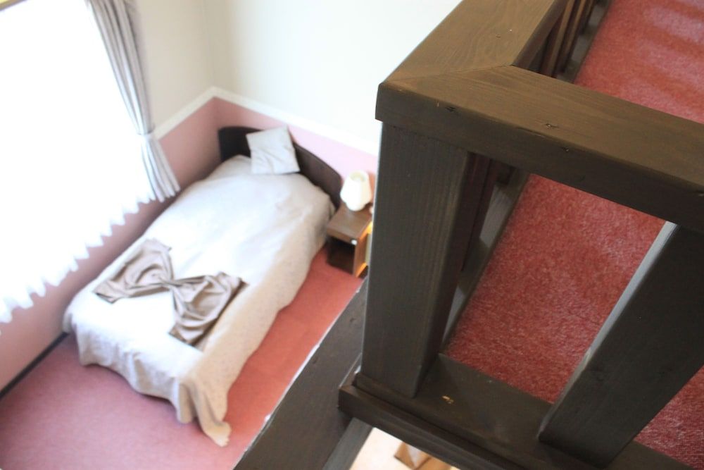 Petit Hotel Blaneneige Run of the House 10