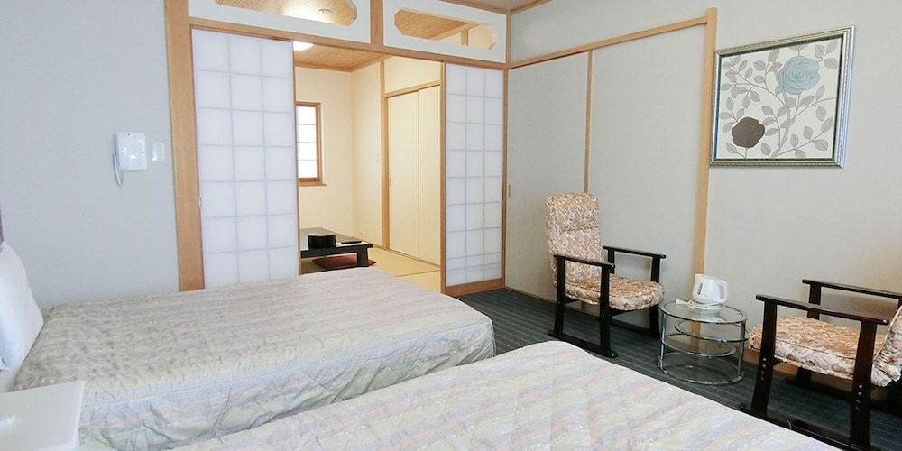 Japanese/Western Room 206, Non Smoking (Refrigerator, Wi-Fi)