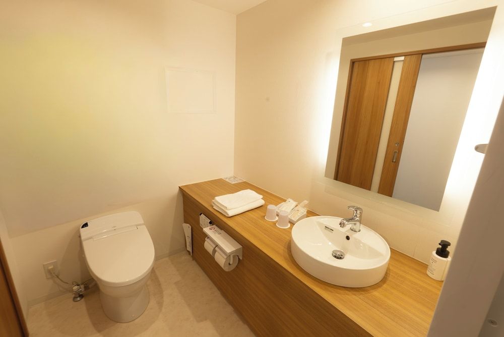 Sakura Garden Hotel Standard Twin Room, Non Smoking 4