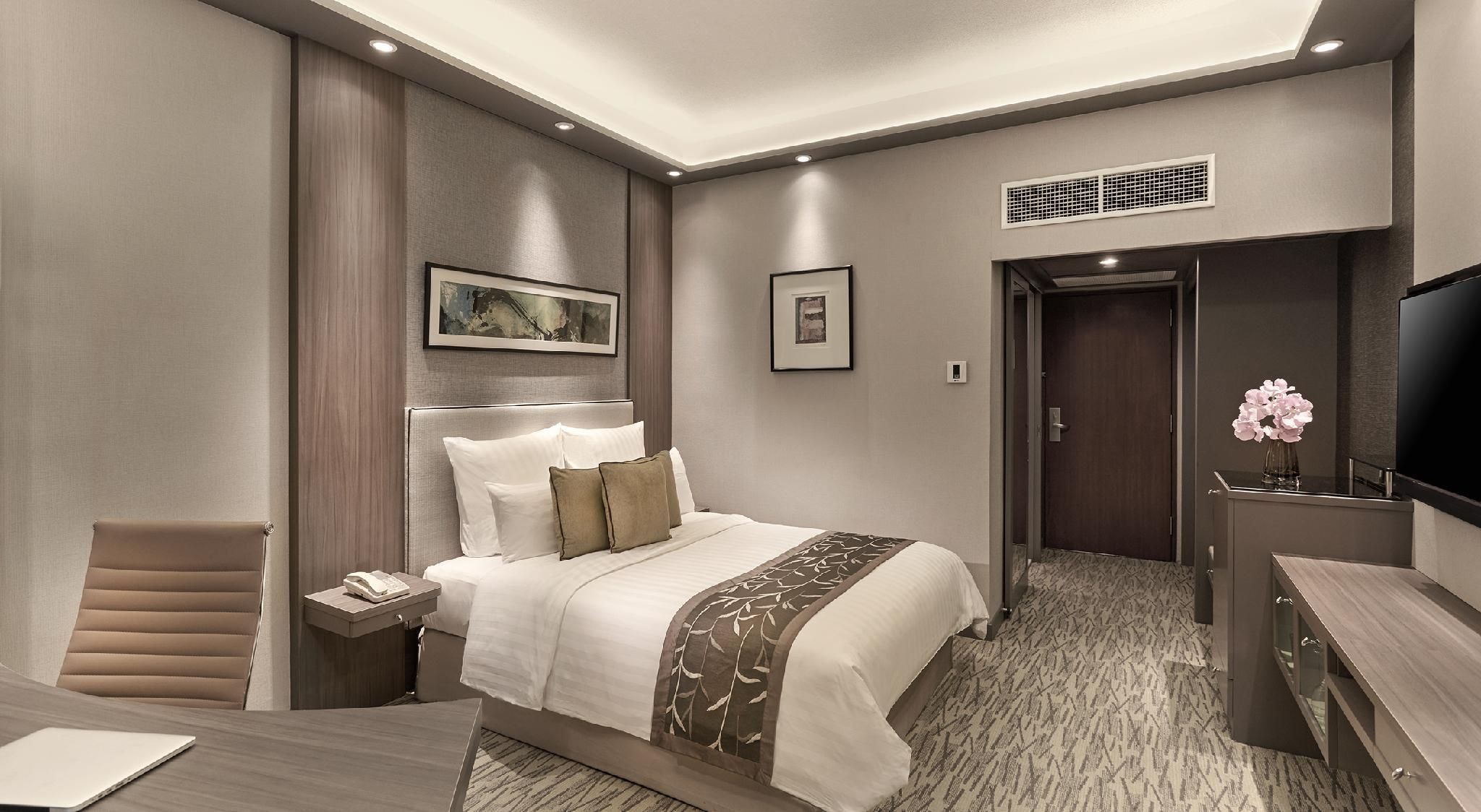Club City View Room