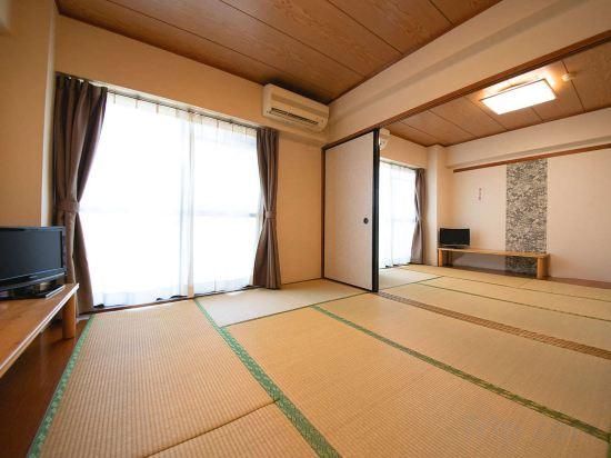 Japanese-Style Room - Smoking
