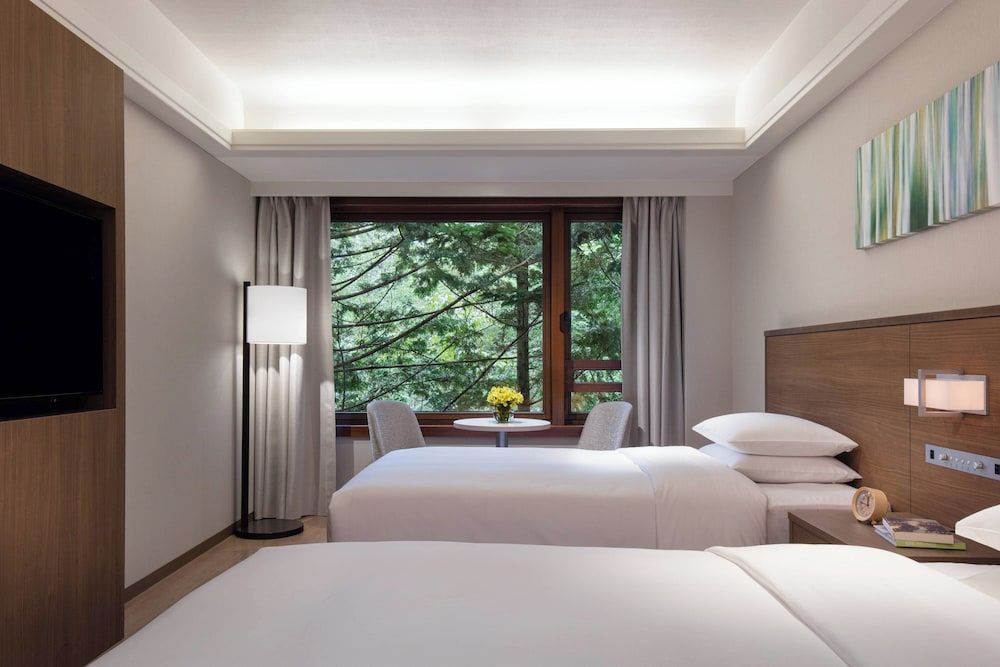 Suite, 2 Twin Beds