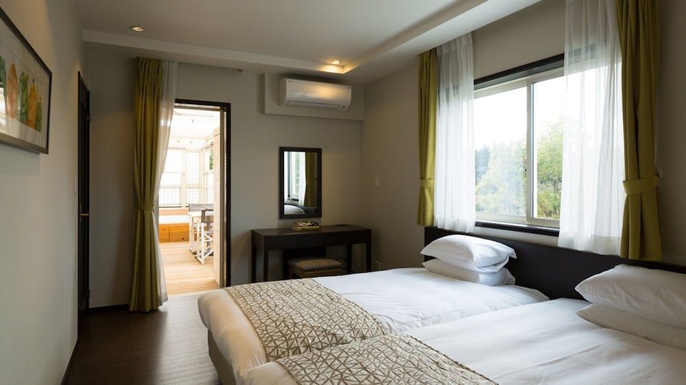 Luxury Room, Non Smoking (Waterfall,With jacuzzi)