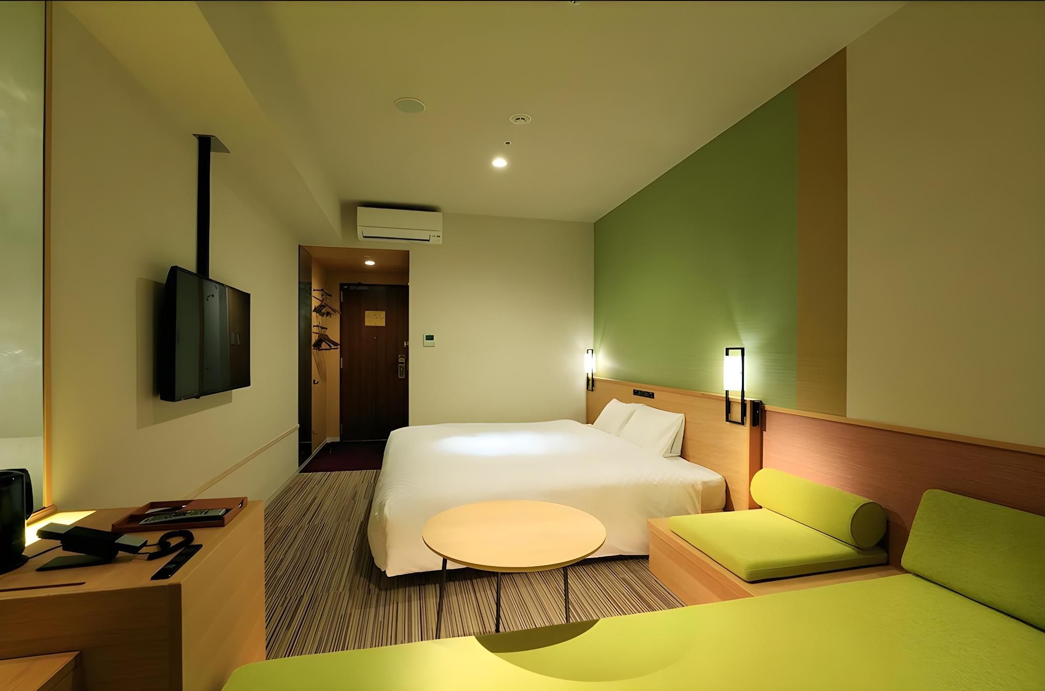 High Floor King Room - Non-Smoking