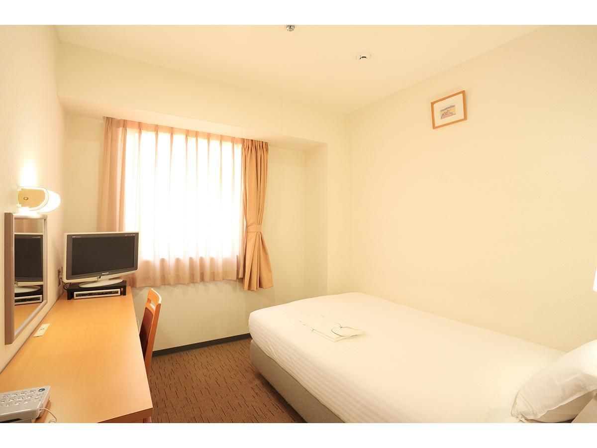 Single Room - Smoking