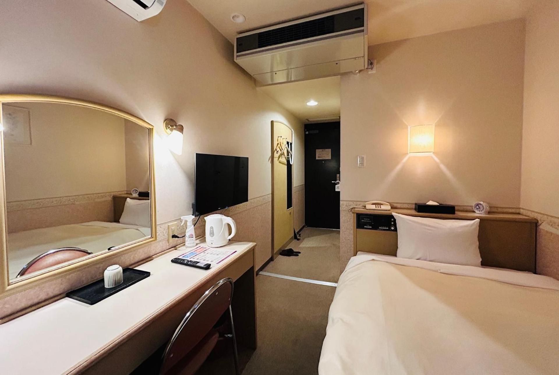 undefined Crown Hills Kanazawa 5