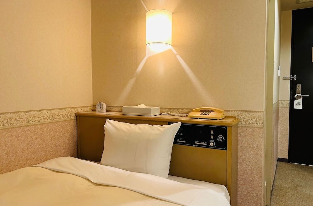 undefined Crown Hills Kanazawa 9