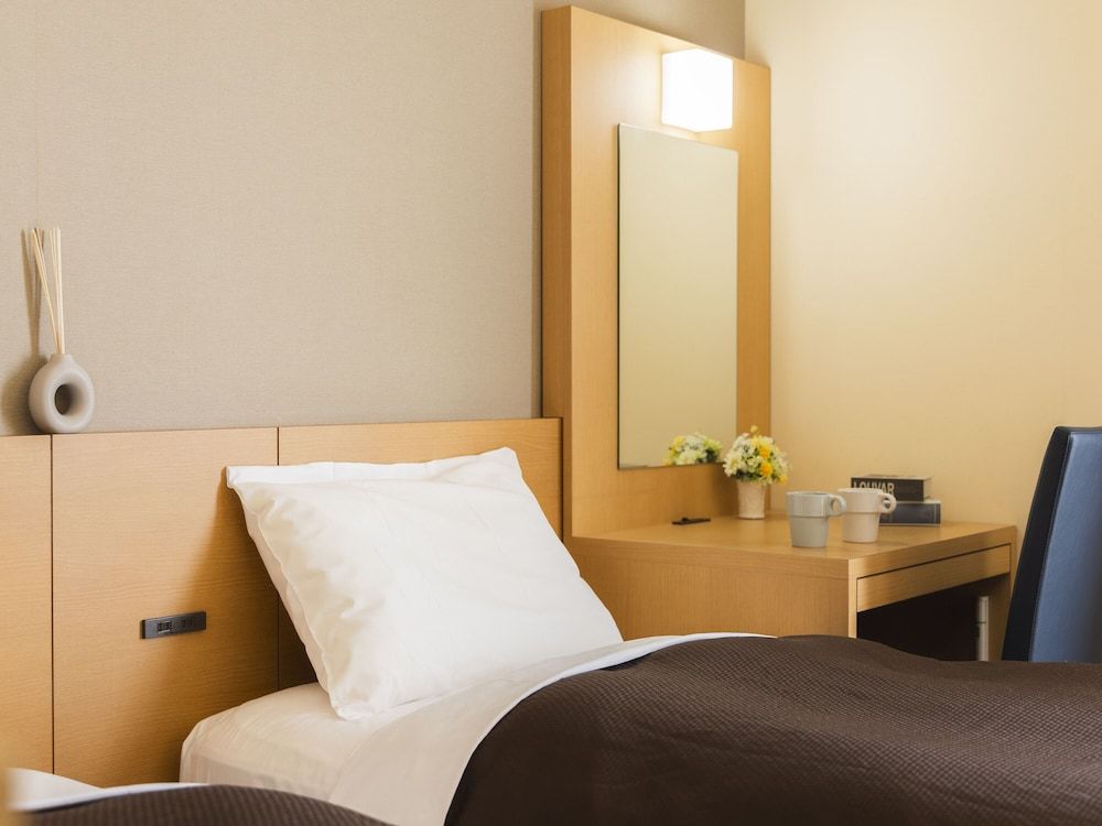Economy Twin Room, Non Smoking