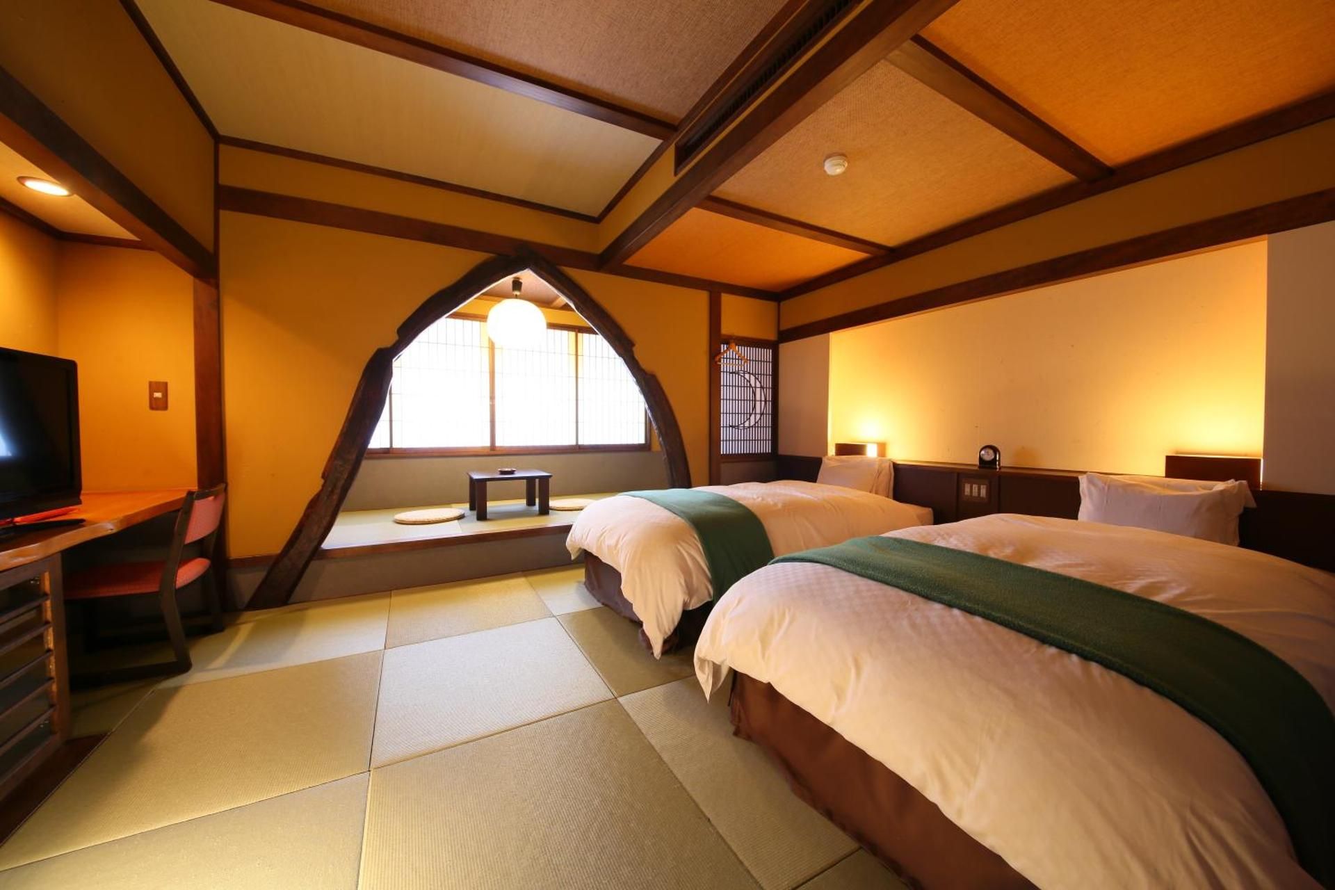 Twin Room with Shower and Tatami Area - Non Smoking
