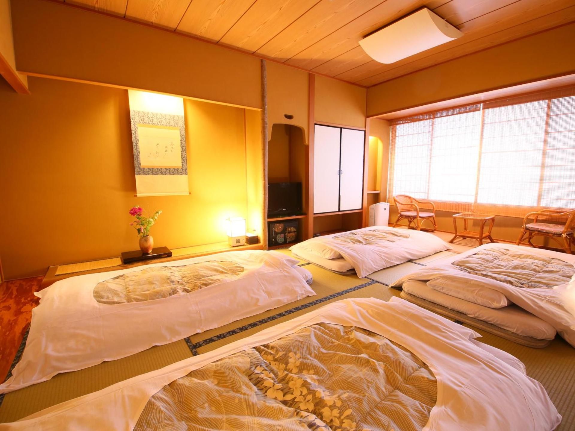 Japanese-Style Deluxe Family Room - Non Smoking