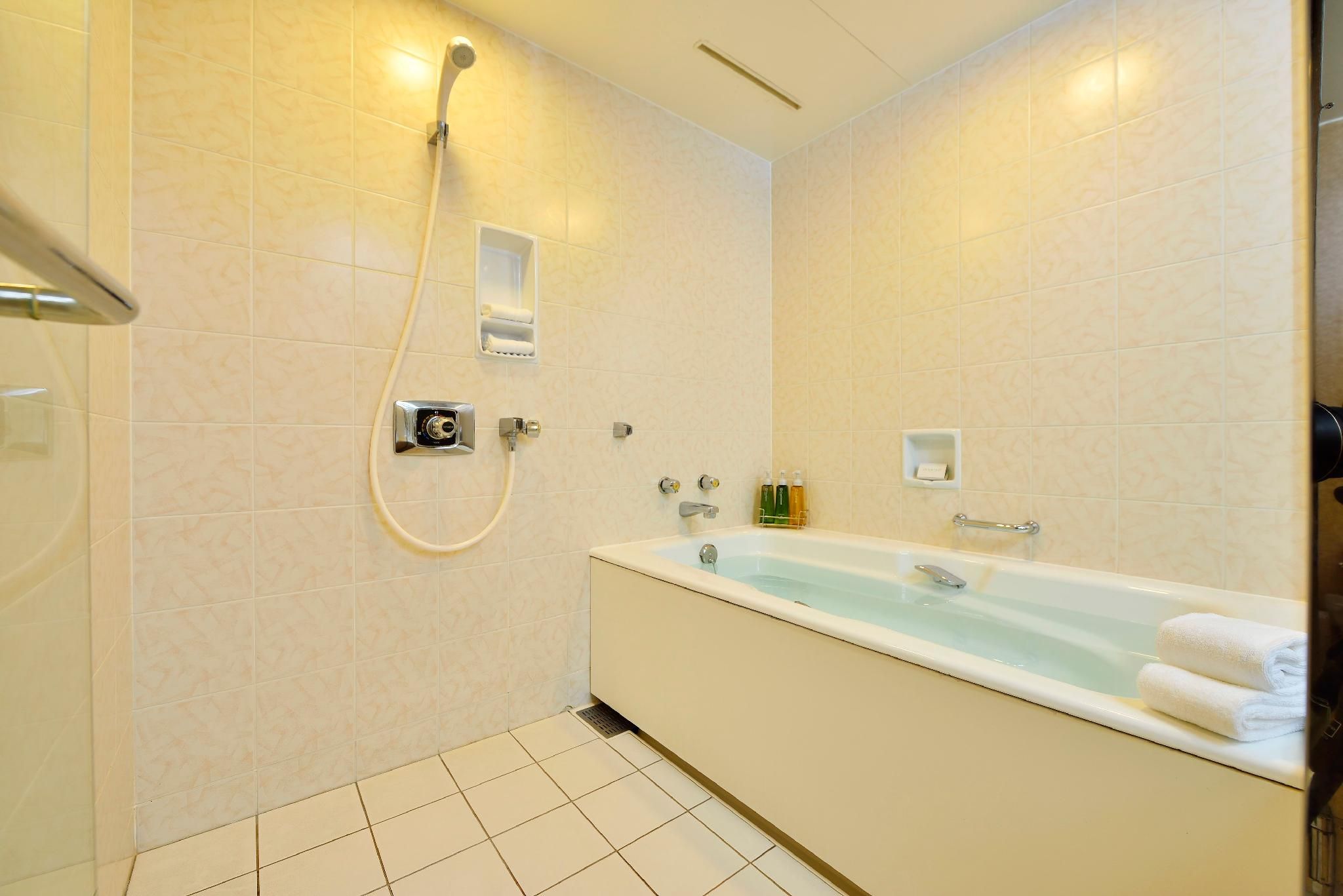 O Standard Room - Lower Floor, Non-Smoking