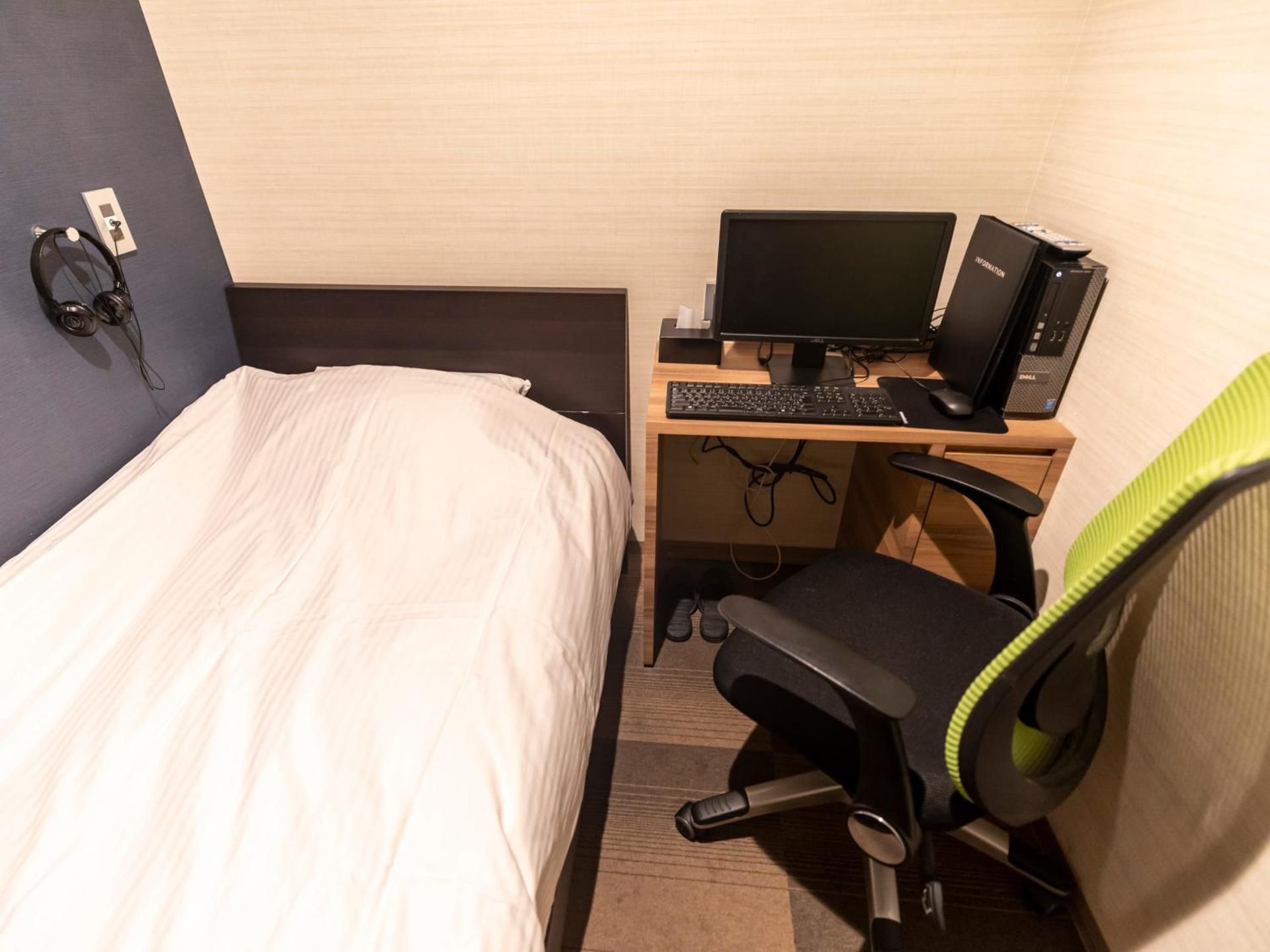 Single Bed in Female Dormitory Room