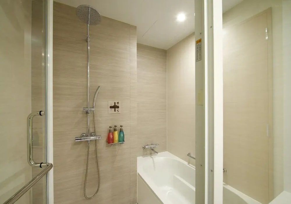 Deluxe Corner Twin Room for 3 People, Non Smoking