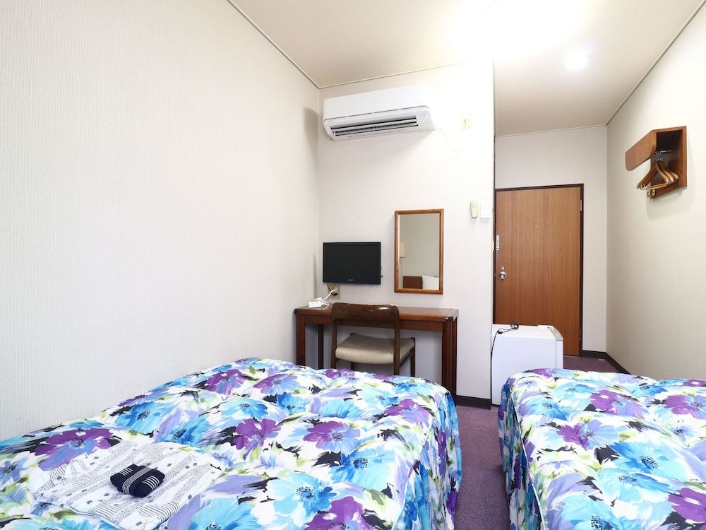 Basic Single Room, 2 Bedrooms, Non Smoking