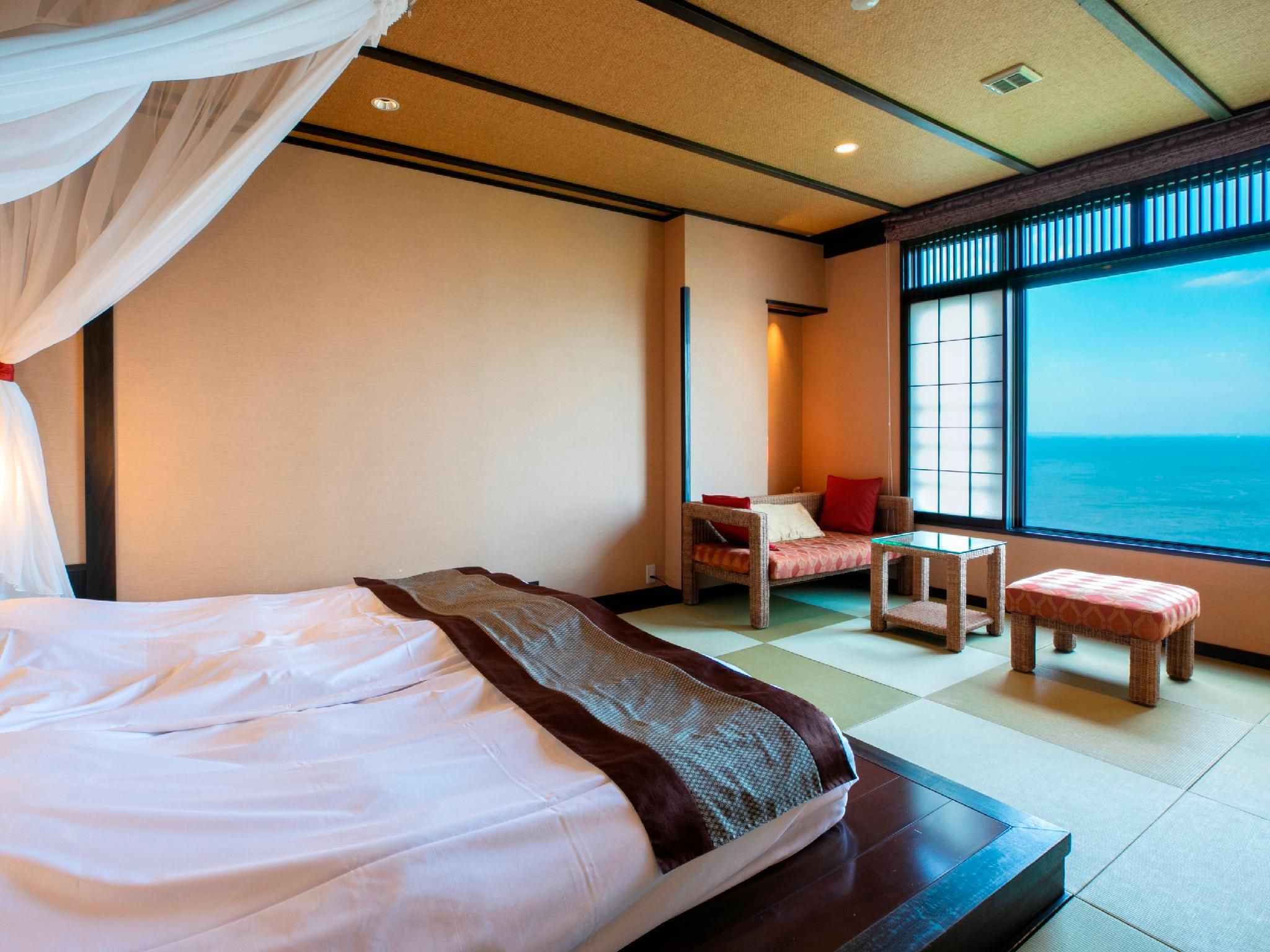 Ocean View Twin