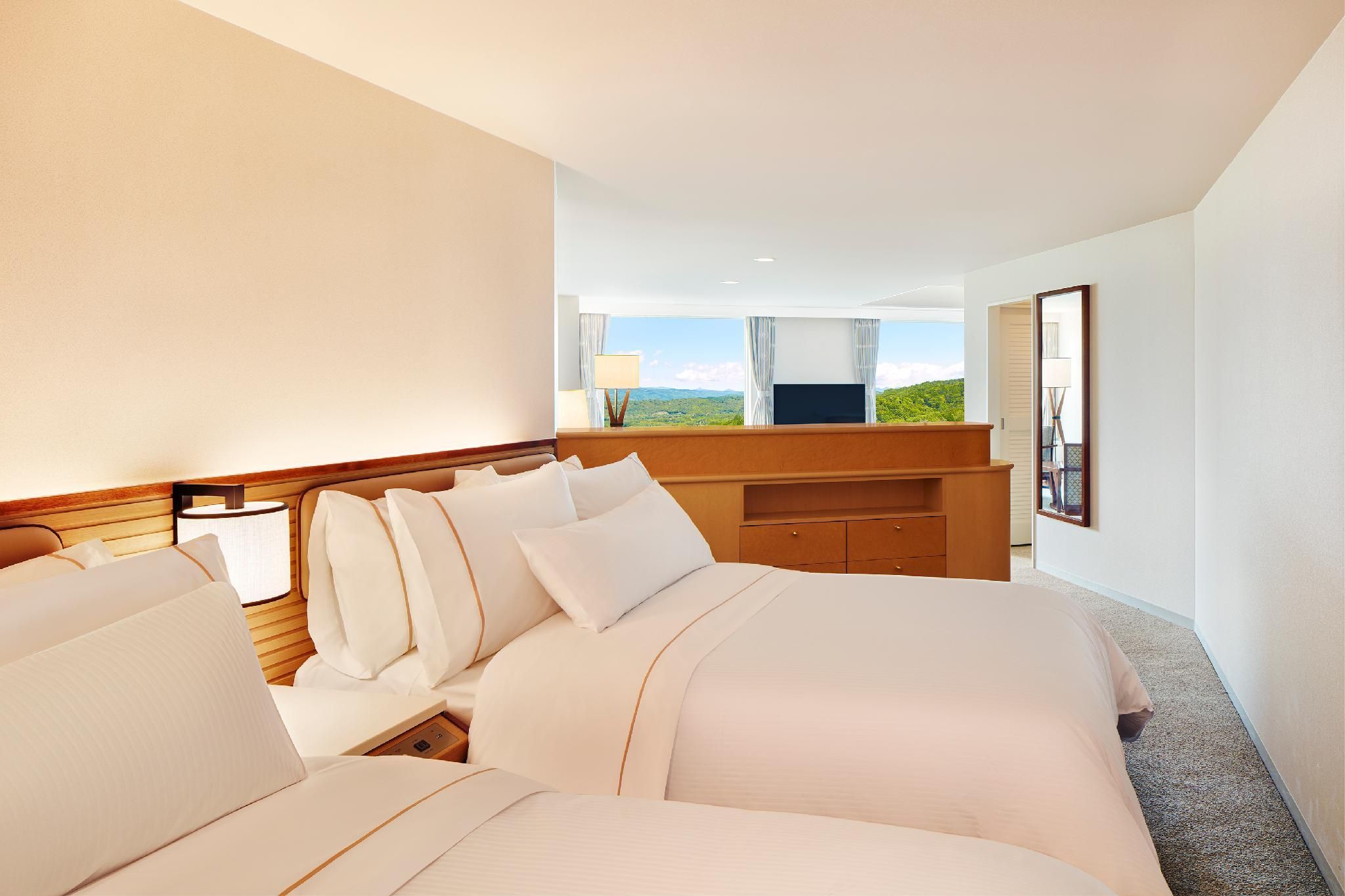 Standard (4 Beds), 1 Bedroom Bi-Level Loft, Bedroom 1: 2 Twin, Bedroom 2: 2 Twin, Low Floor