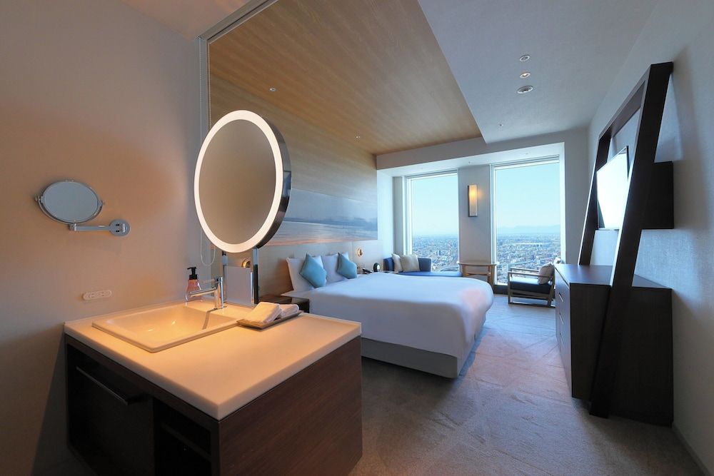 Nagoya Prince Hotel Sky Tower Superior King  Non Smoking 6