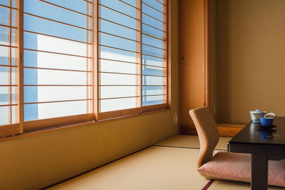 Superior Japanese Style Room