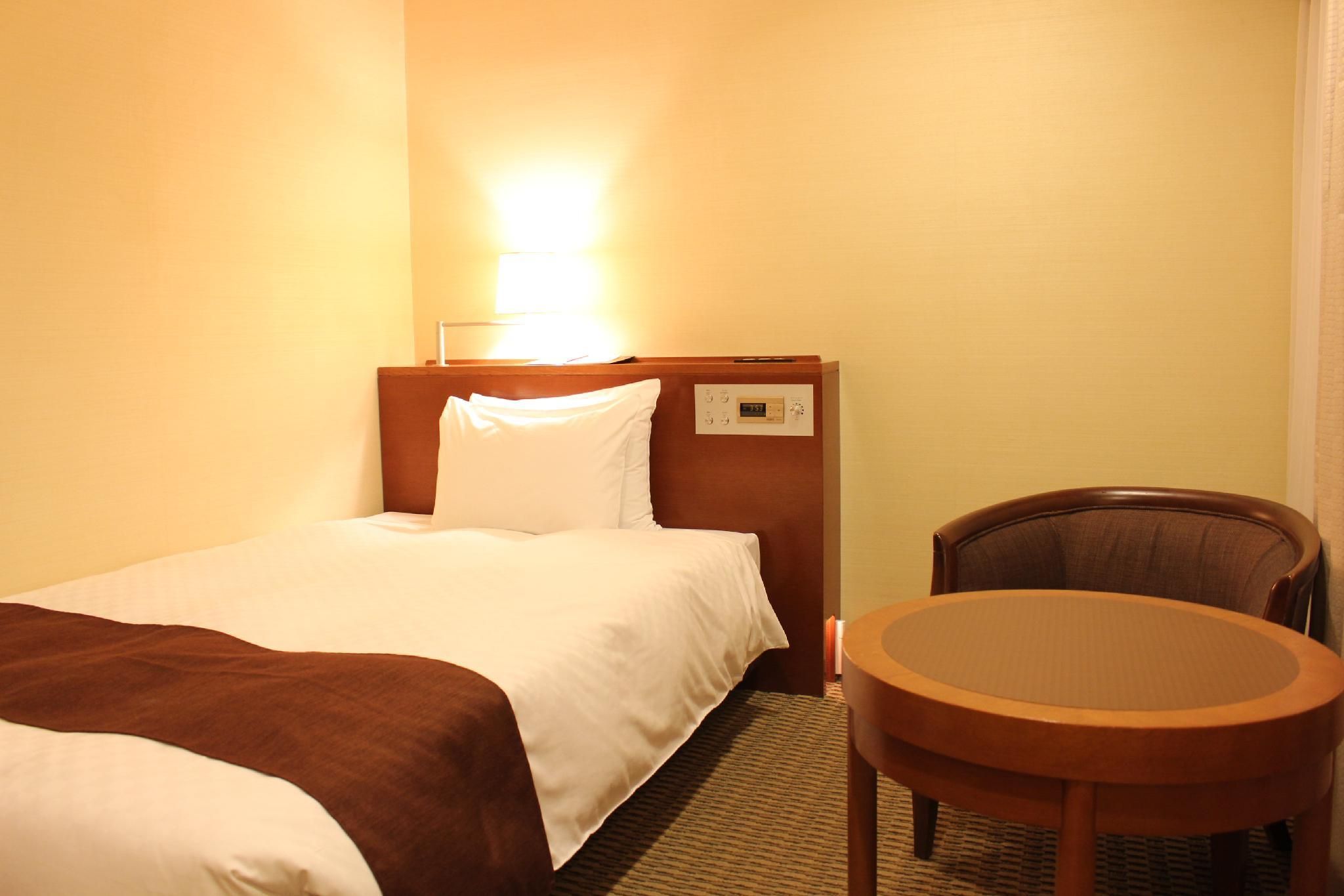 Economy Single Room - Smoking